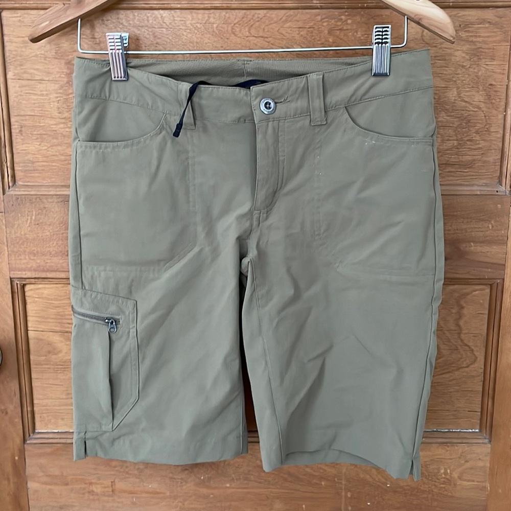 Patagonia shorts size 2